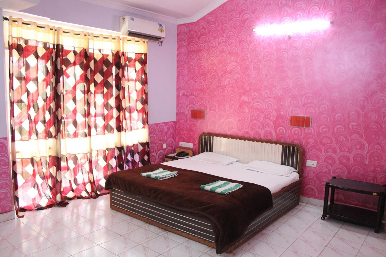 Hotel Natasha Panaji Exterior photo